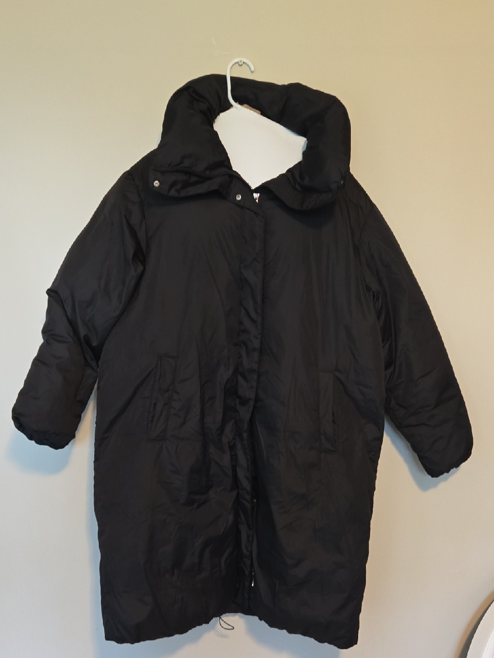 Old Navy Black Puffer Jacket